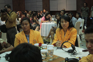 sewa alat interpreter di surabaya